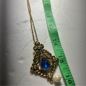 Gold and Blue Teardrop Pendant Necklace